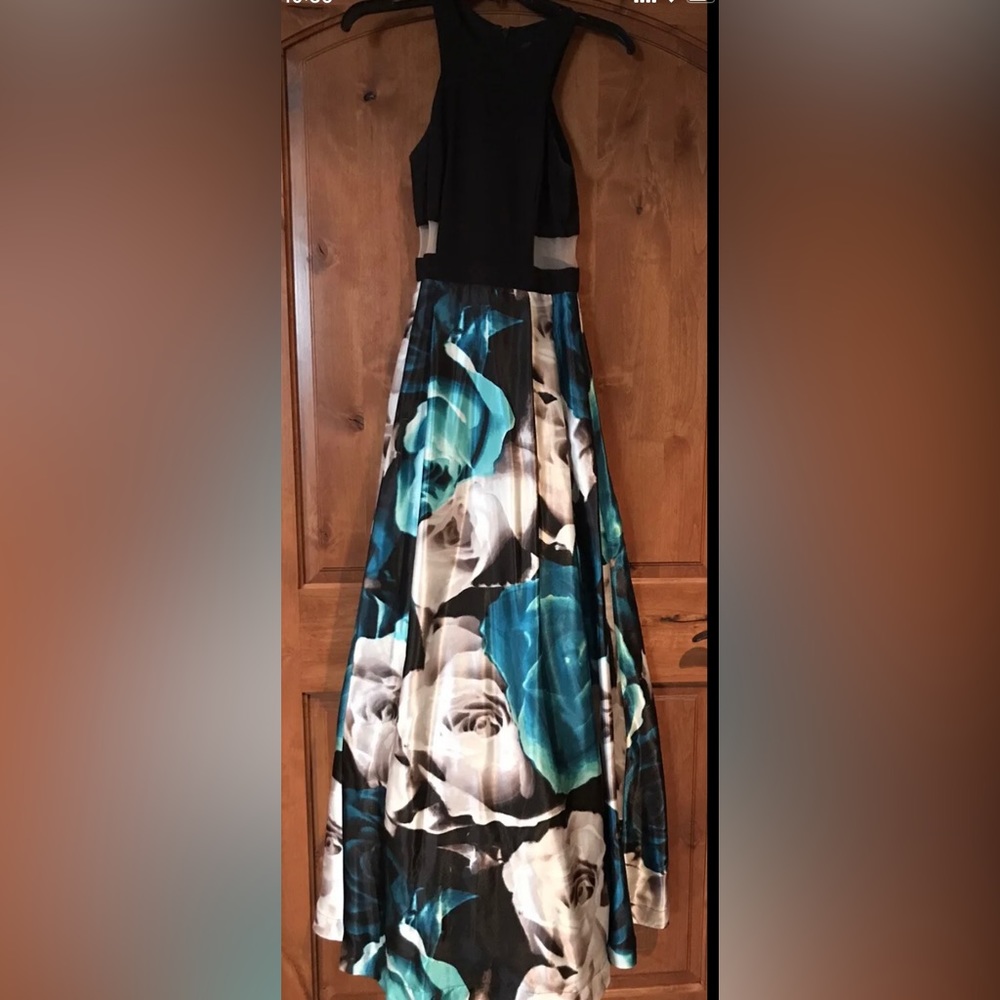 Blondie Nites Formal Dress